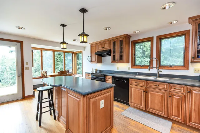 $549,999 | 213 Brush Brook Road, Dublin, NH 03444