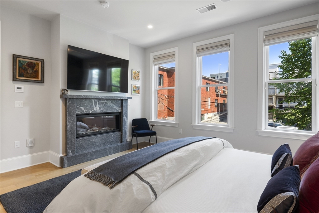1824 Columbia Road, Unit 2 Boston, MA 02127 - Photo 15 of 41