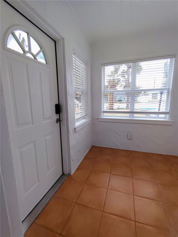 115 145th Avenue, Unit 6 Madeira Beach, FL 33708 - Photo 3 of 9