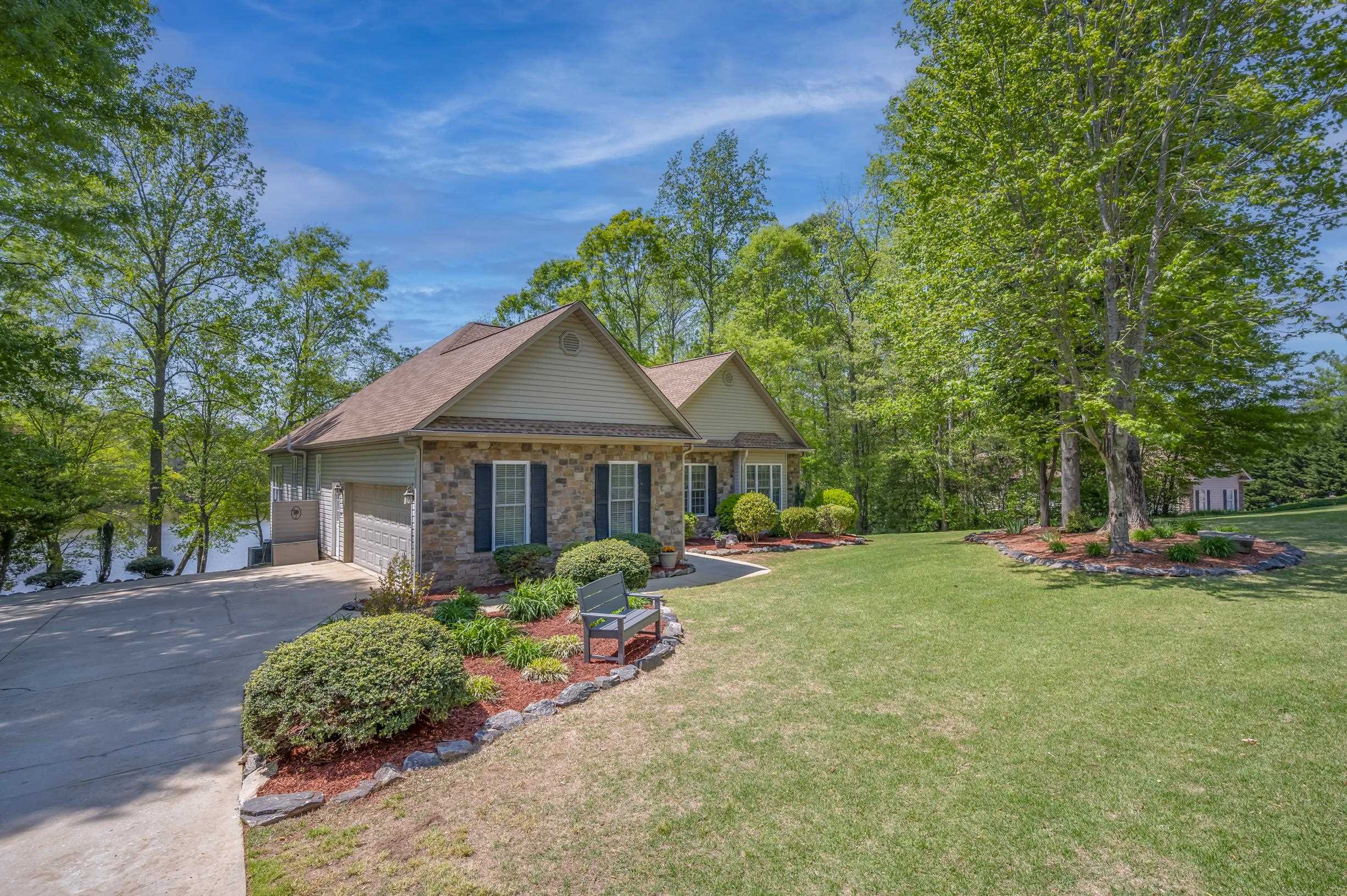 326 Tall Oaks Trail Inman, SC 29349 - Photo 8 of 45 Gallery Image 8