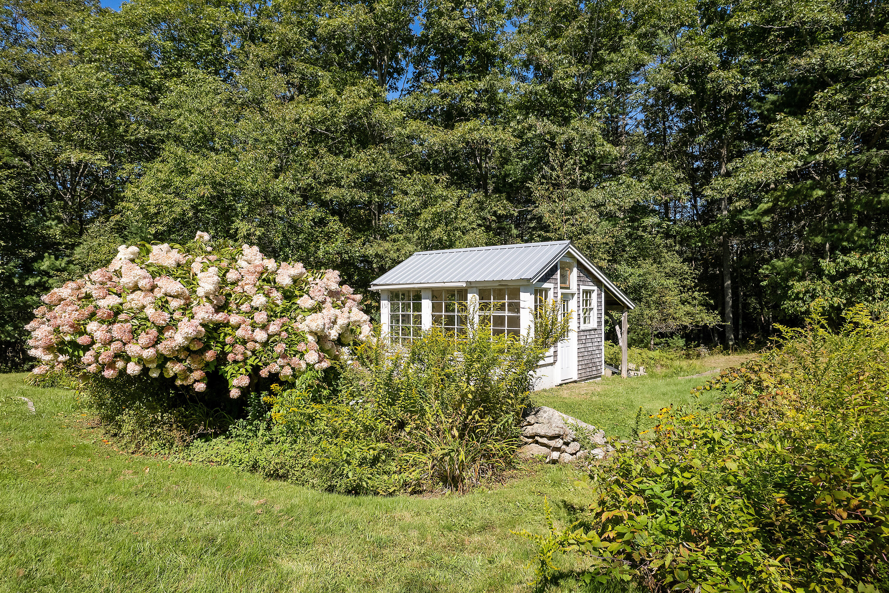 66 Freda's Lane Arrowsic, ME 04530 - Photo 6 of 57 66 Freda's Ln_105