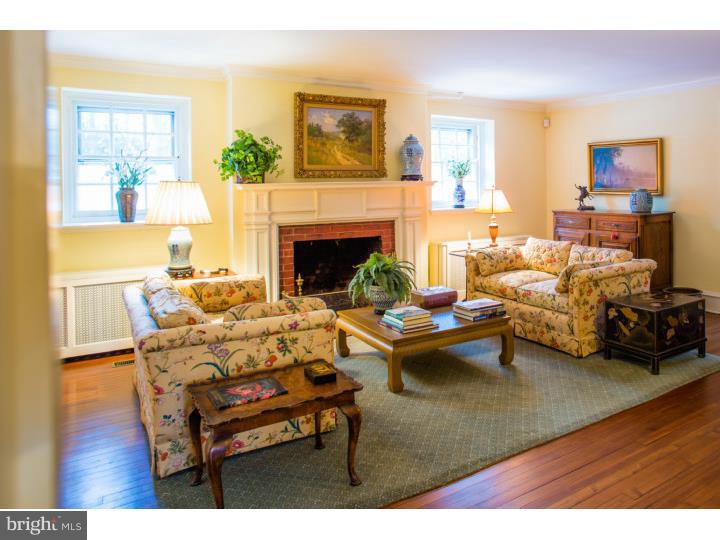 1105 Brynlawn Road Villanova, PA 19085 - Photo 14 of 25 Living Room