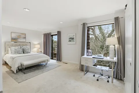 $1,999,000 | 10900 Lucky Oak Street, Cupertino, CA 95014