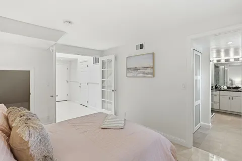 $1,999,000 | 10900 Lucky Oak Street, Cupertino, CA 95014