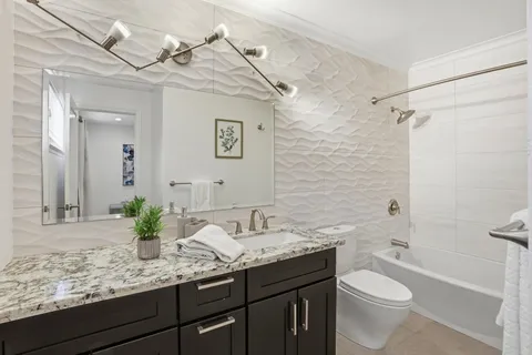 $1,999,000 | 10900 Lucky Oak Street, Cupertino, CA 95014