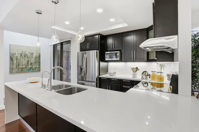 $1,999,000 | 10900 Lucky Oak Street, Cupertino, CA 95014