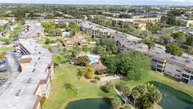 $1,600 | 5021 West Oakland Park Boulevard, Unit 204, Lauderdale Lakes, FL 33313