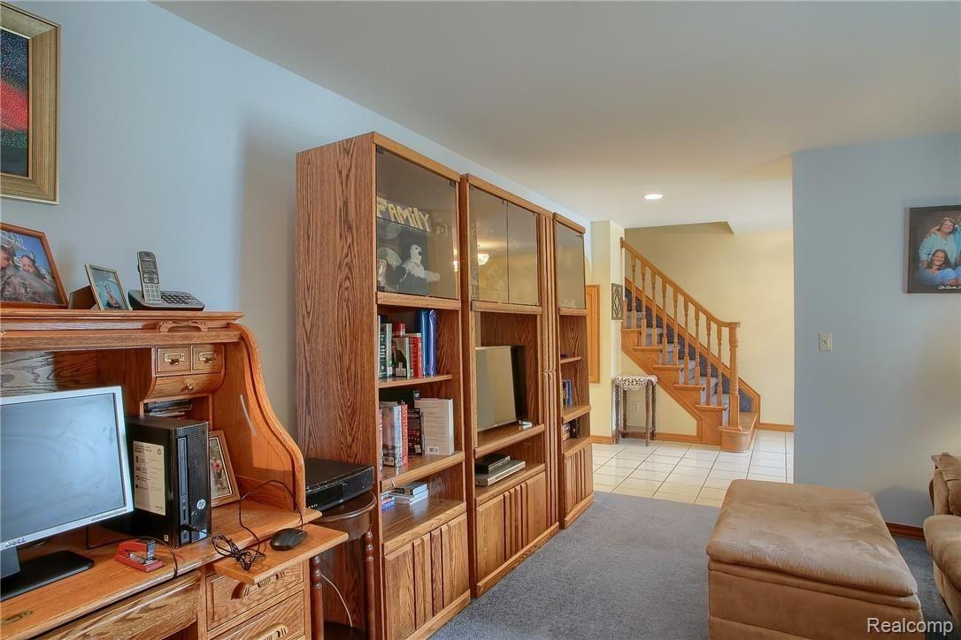 27741 Johnson Road Grosse Ile, MI 48138 - Photo 5 of 32 5-Living Room 2nd View.jpg