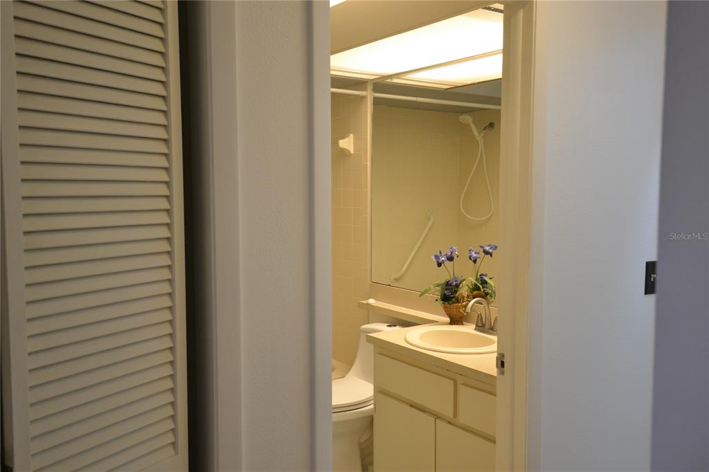 7331 Greystone Drive Hudson, FL 34667 - Photo 5 of 39 a bathroom with a sink toilet and shower