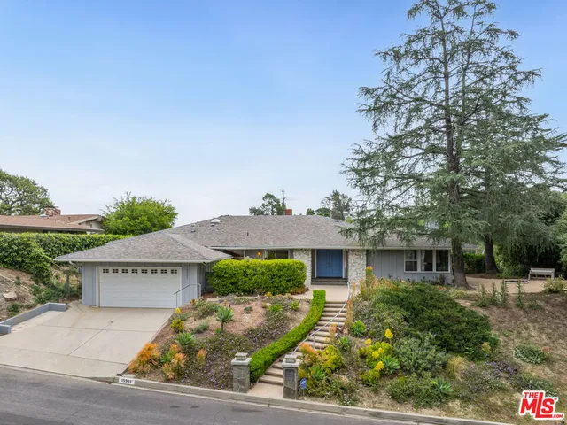$3,125,000 | 15901 High Knoll Road, Encino, CA 91436