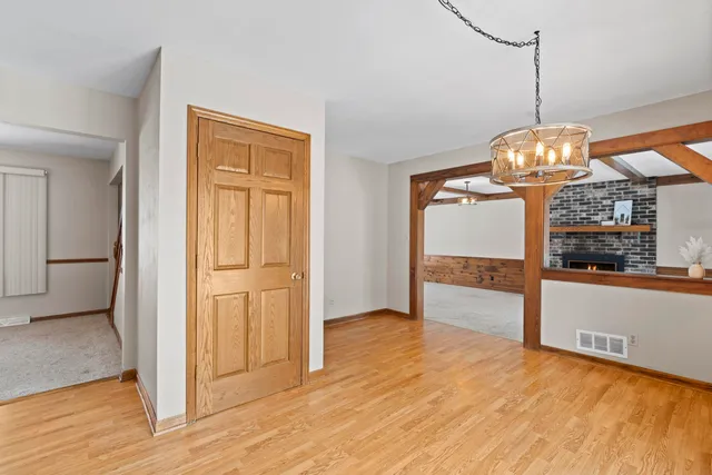 $549,900 | S14-w31855 High Meadow Lane, Delafield, WI 53018