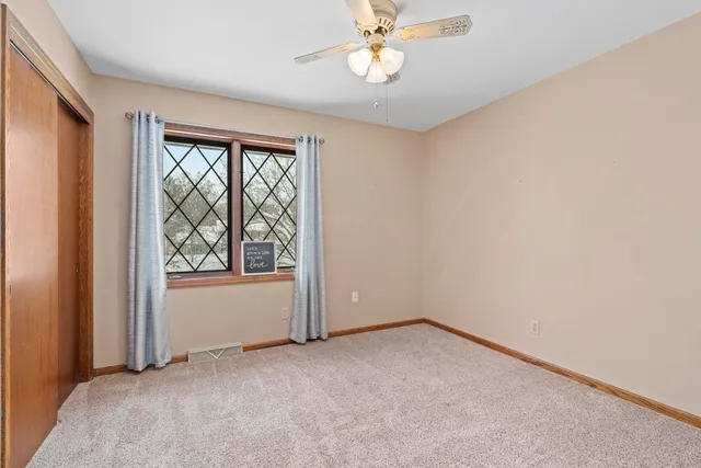 $549,900 | S14-w31855 High Meadow Lane, Delafield, WI 53018