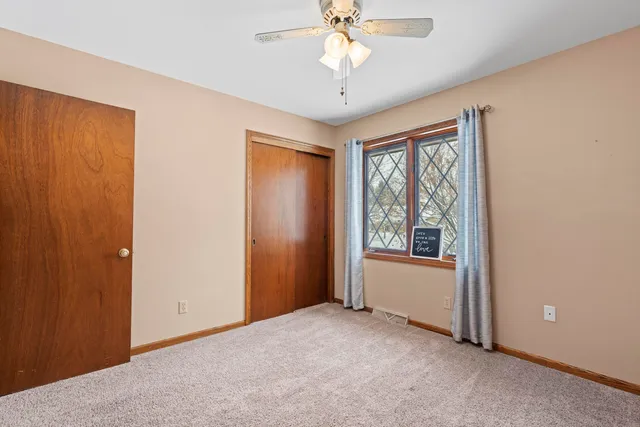 $549,900 | S14-w31855 High Meadow Lane, Delafield, WI 53018