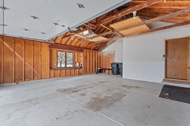 $549,900 | S14-w31855 High Meadow Lane, Delafield, WI 53018