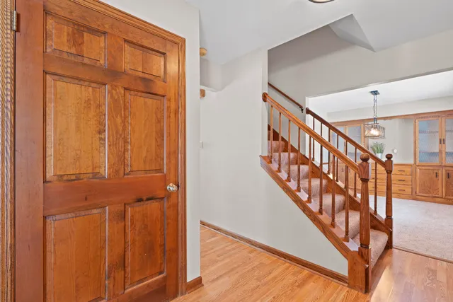 $549,900 | S14-w31855 High Meadow Lane, Delafield, WI 53018