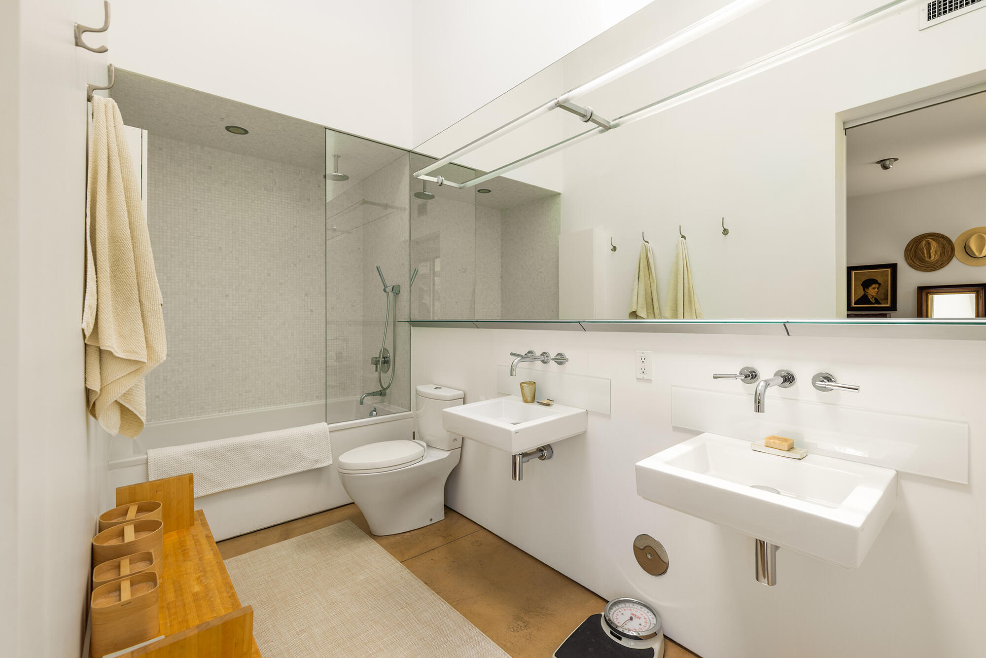 12179 Koenigstein Road Santa Paula, CA 93060 - Photo 30 of 43 a bathroom with a sink toilet and shower