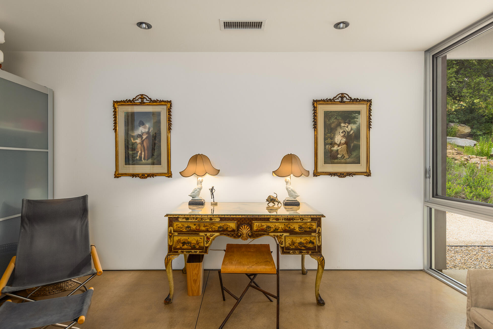 12179 Koenigstein Road Santa Paula, CA 93060 - Photo 33 of 43 a view of a workspace with furniture