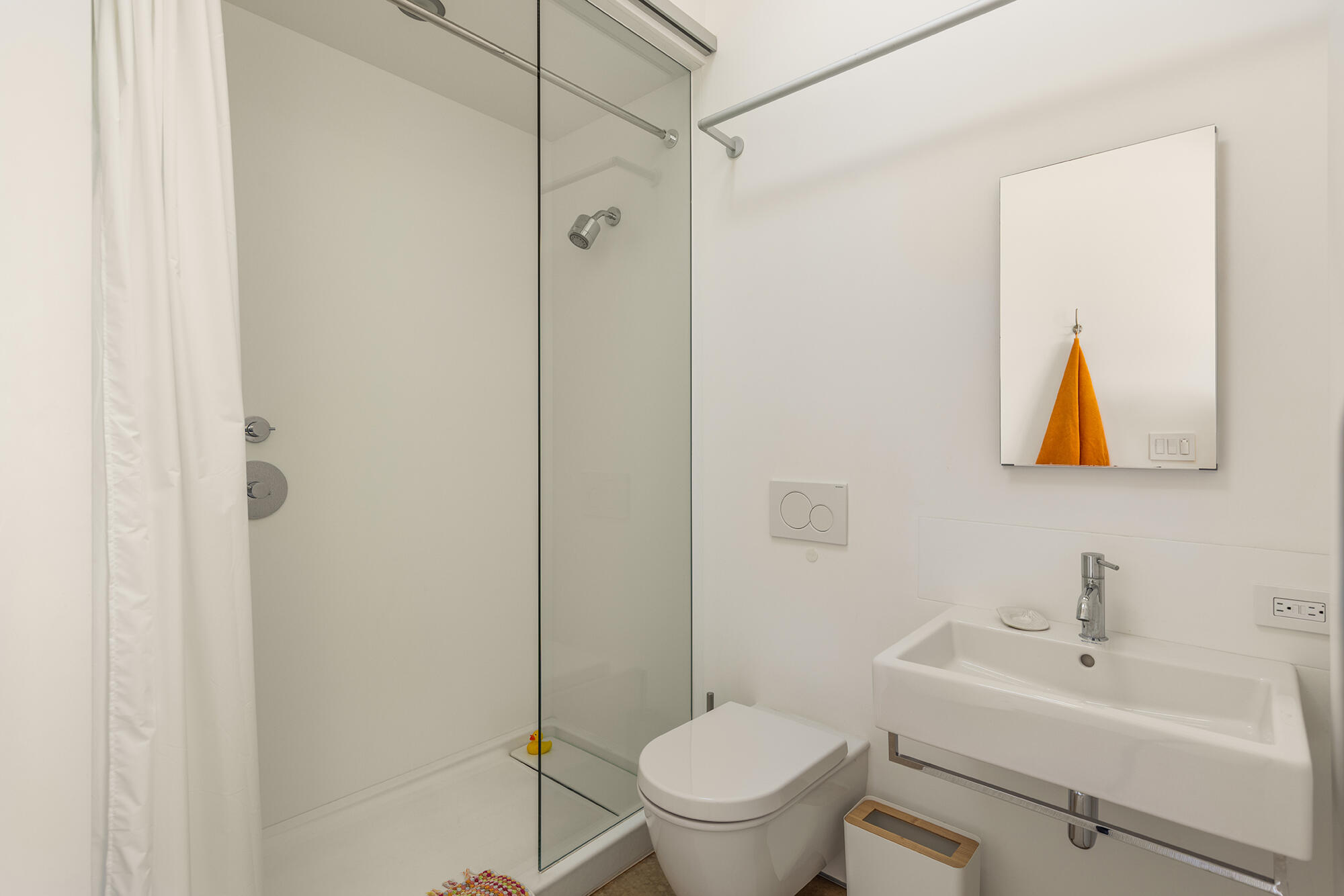 12179 Koenigstein Road Santa Paula, CA 93060 - Photo 36 of 43 a bathroom with a sink toilet and vanity