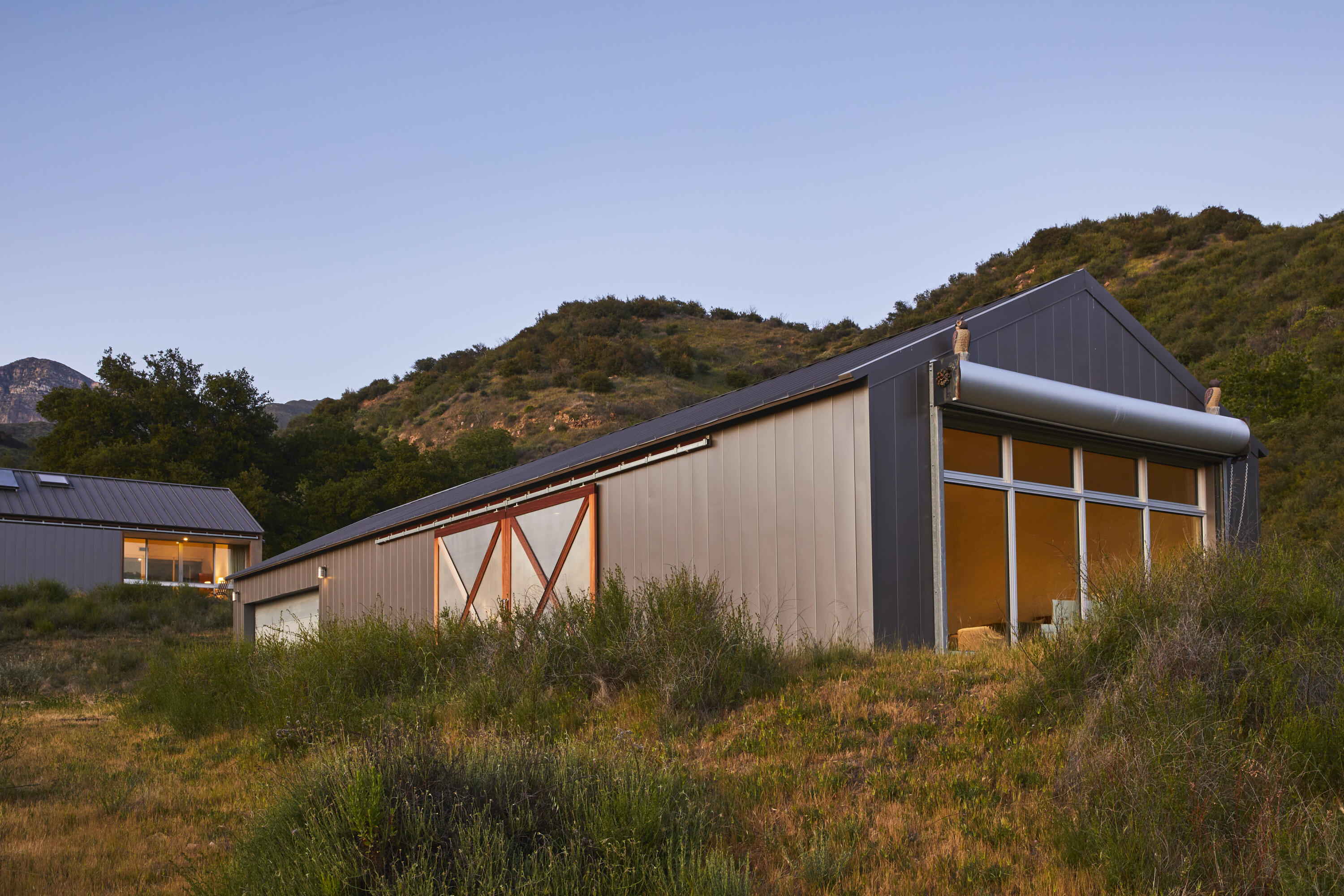 12179 Koenigstein Road Santa Paula, CA 93060 - Photo 10 of 43 a backyard of a house with lots of green space