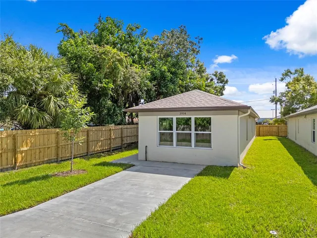 $399,500 | 3914 Walnut Avenue, Sarasota, FL 34234