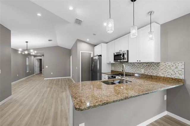 $399,500 | 3914 Walnut Avenue, Sarasota, FL 34234