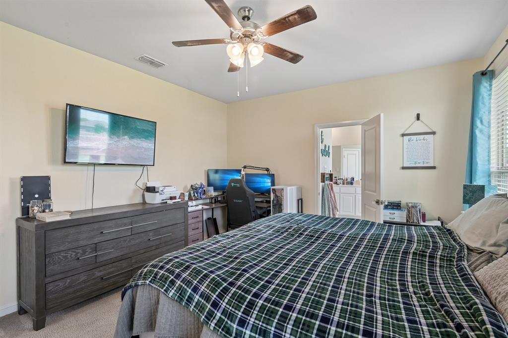 439 Helm Lane Azle, TX 76020 - Photo 27 of 40