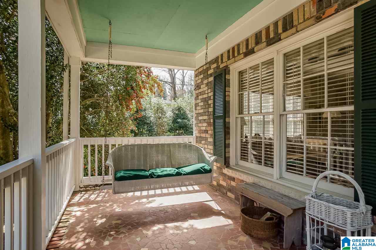 1322 Round Hill Road Birmingham, AL 35216 - Photo 7 of 48