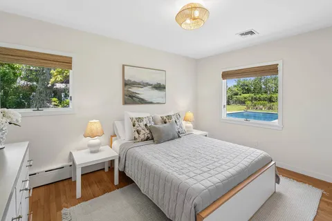 78 Bridge Lane, Bridgehampton, NY 11932