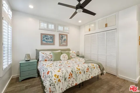 $2,449,000 | 29500 Heathercliff Road, Unit 105, Malibu, CA 90265