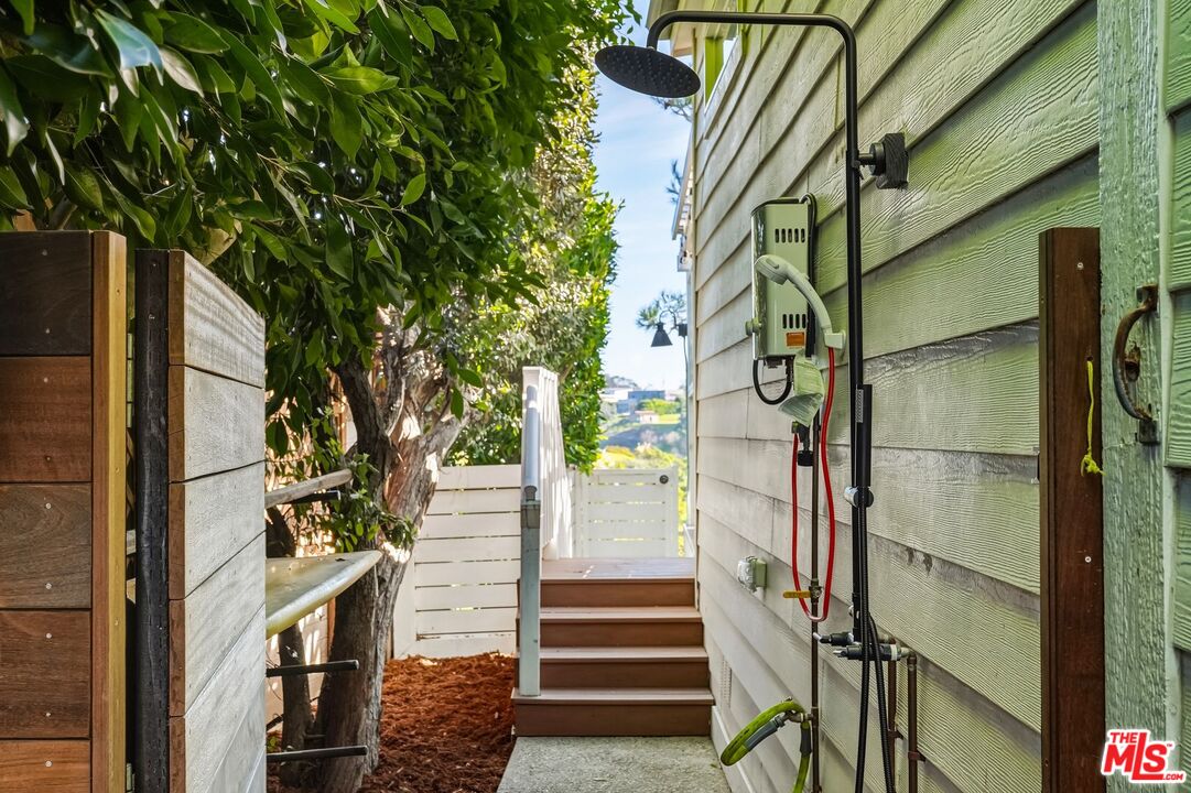 29500 Heathercliff Road, Unit 105 Malibu, CA 90265 - Photo 55 of 67