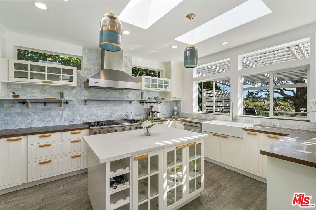 29500 Heathercliff Road, Unit 105 Malibu, CA 90265 - Photo 6 of 67