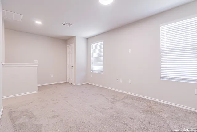 $1,750 | 6739 Freedom, San Antonio, TX 78242