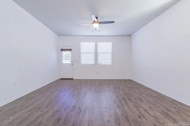$1,750 | 6739 Freedom, San Antonio, TX 78242