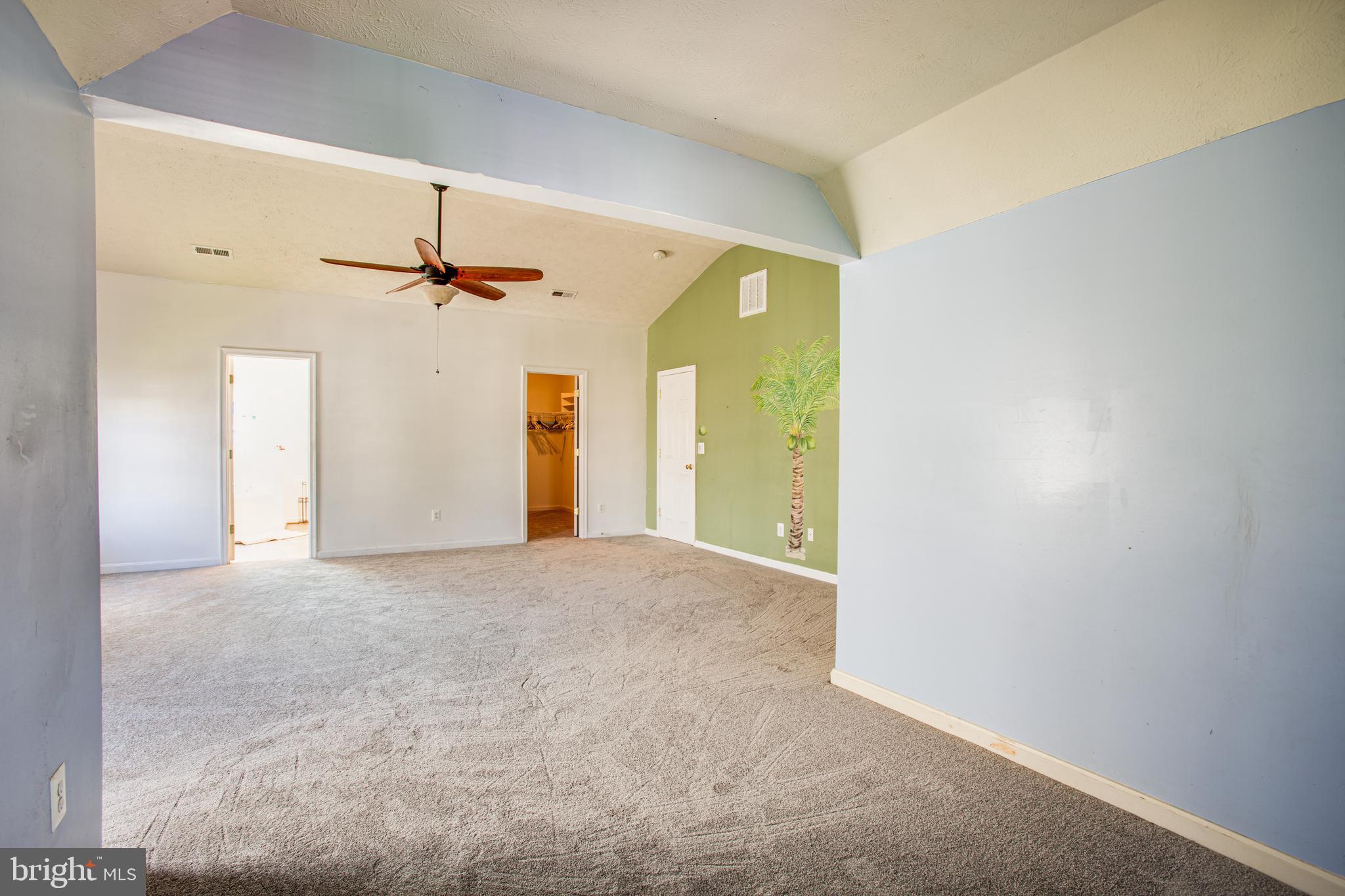 35258 Pheasant Ridge Road Locust Grove, VA 22508 - Photo 17 of 51 MASSIVE master suite with bonus sitting area