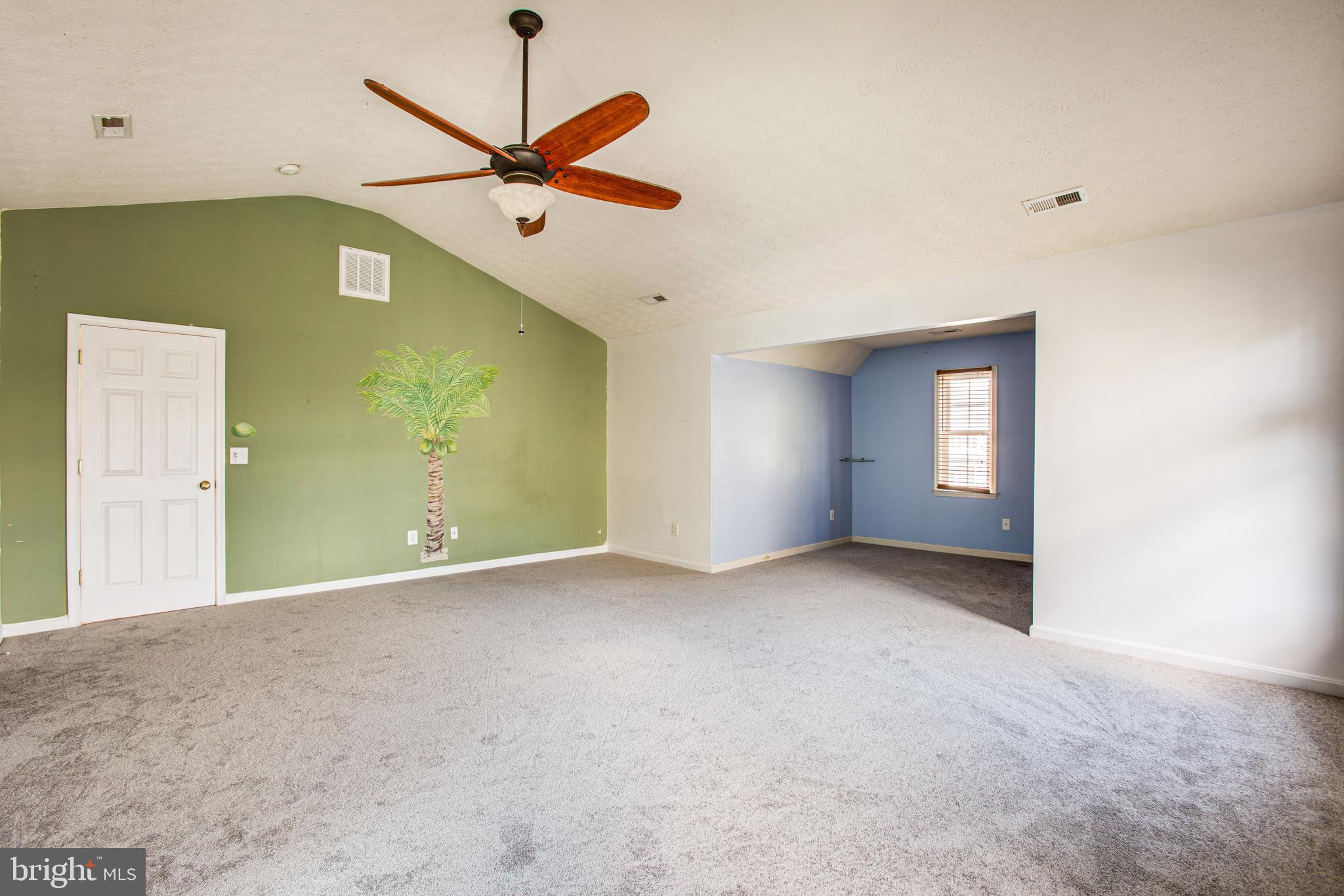 35258 Pheasant Ridge Road Locust Grove, VA 22508 - Photo 19 of 51 MASSIVE master suite with bonus sitting area