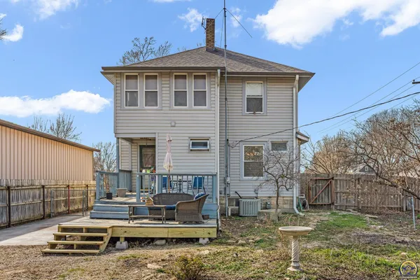 $189,900 | 502 Orange Street, Rossville, KS 66533