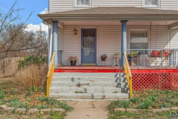 $189,900 | 502 Orange Street, Rossville, KS 66533