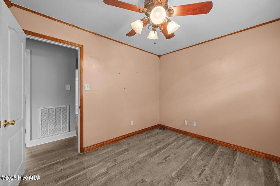 613 Maple Street Jacksonville, NC 28540 - Photo 18 of 23 bed 7