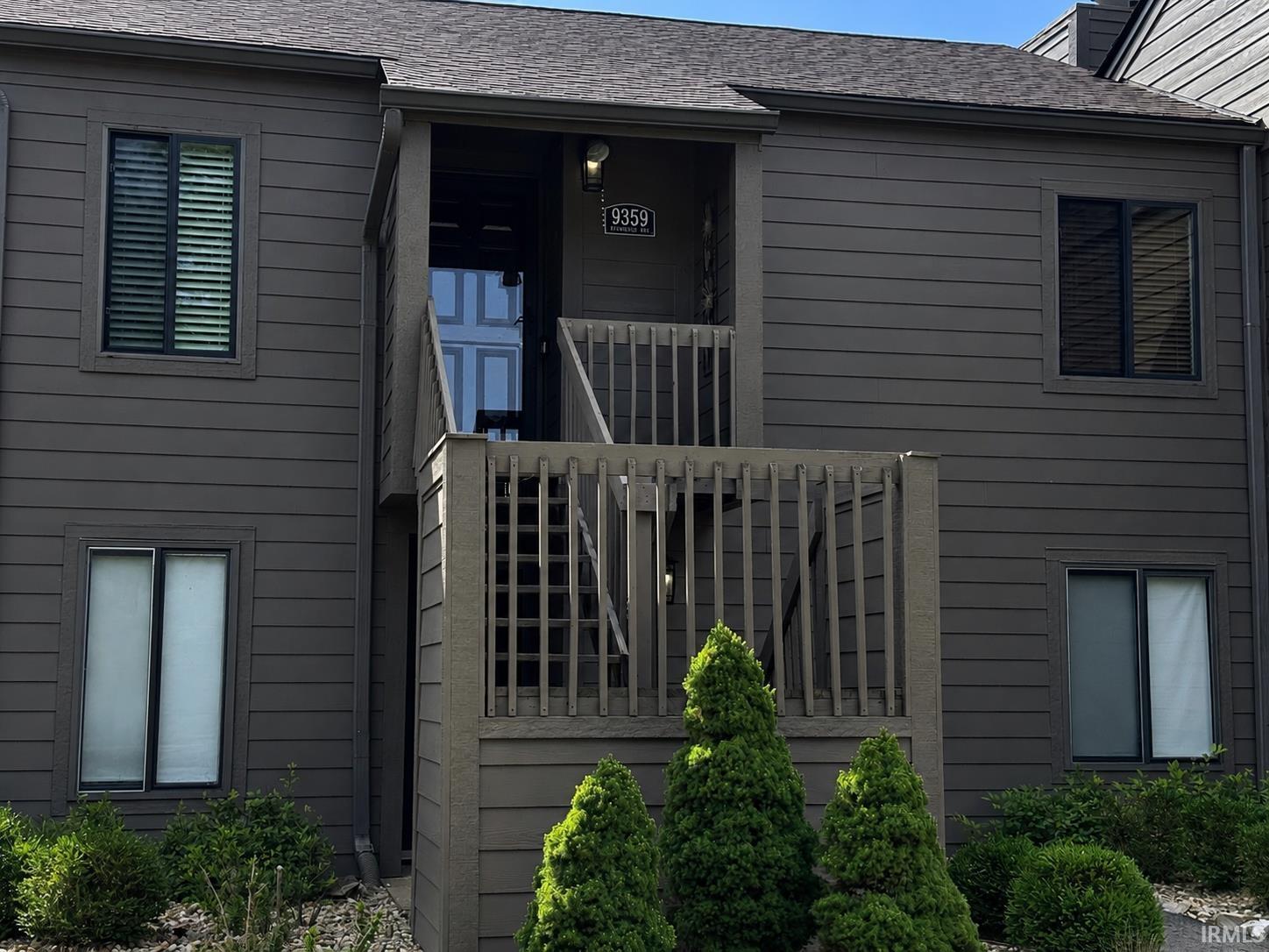 9359 South Lake Ridge Drive Bloomington, IN 47401 - Photo 2 of 24