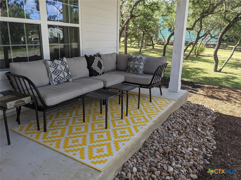 254 Ridgerock Drive Canyon Lake, TX 78133 - Photo 2 of 18