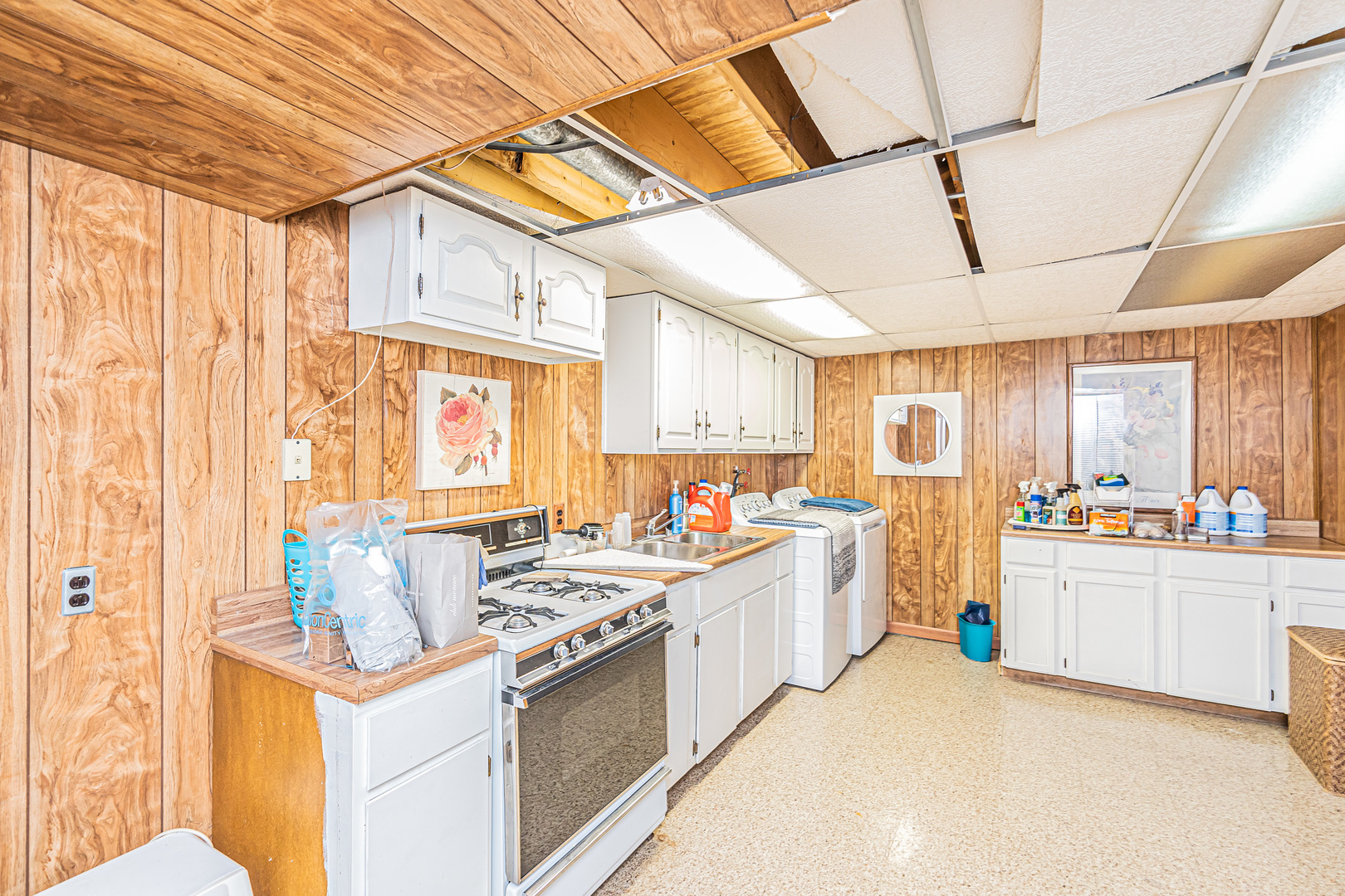 159 Harding Avenue Des Plaines, IL 60016 - Photo 36 of 44 a kitchen that has a lot of white cabinets