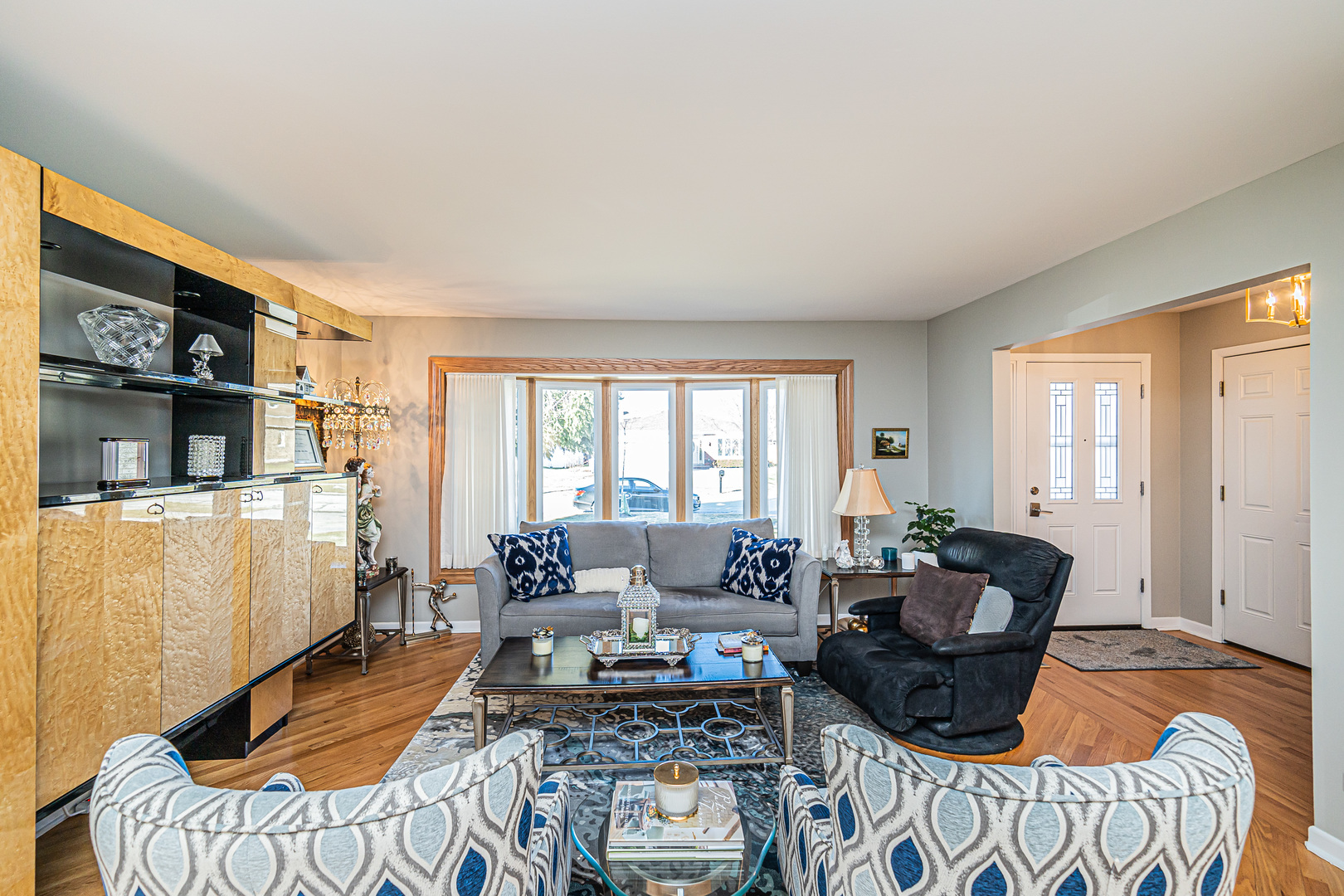 159 Harding Avenue Des Plaines, IL 60016 - Photo 7 of 44 a living room with furniture and a window