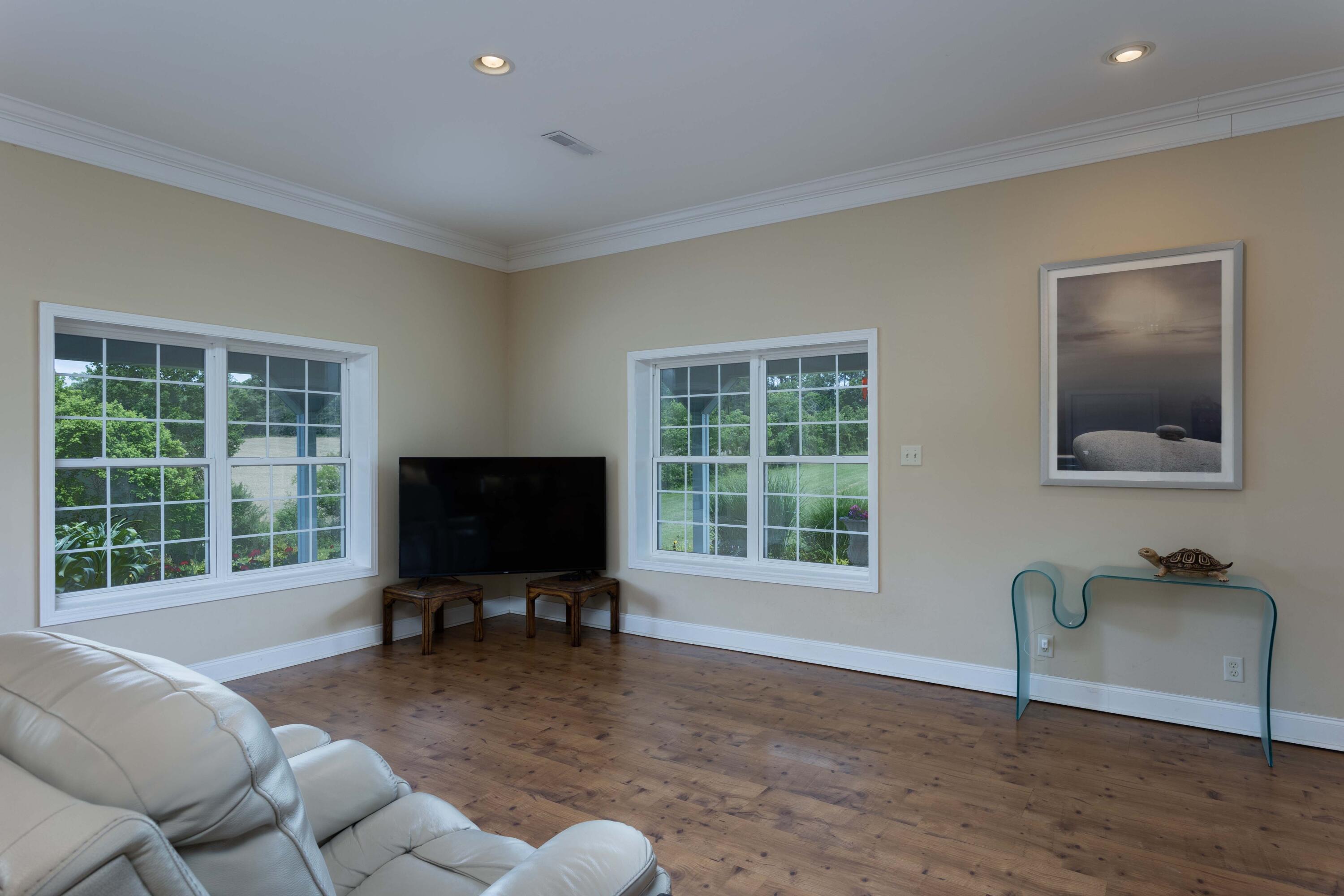 1100 Belltown Road Tellico Plains, TN 37385 - Photo 11 of 77 011
