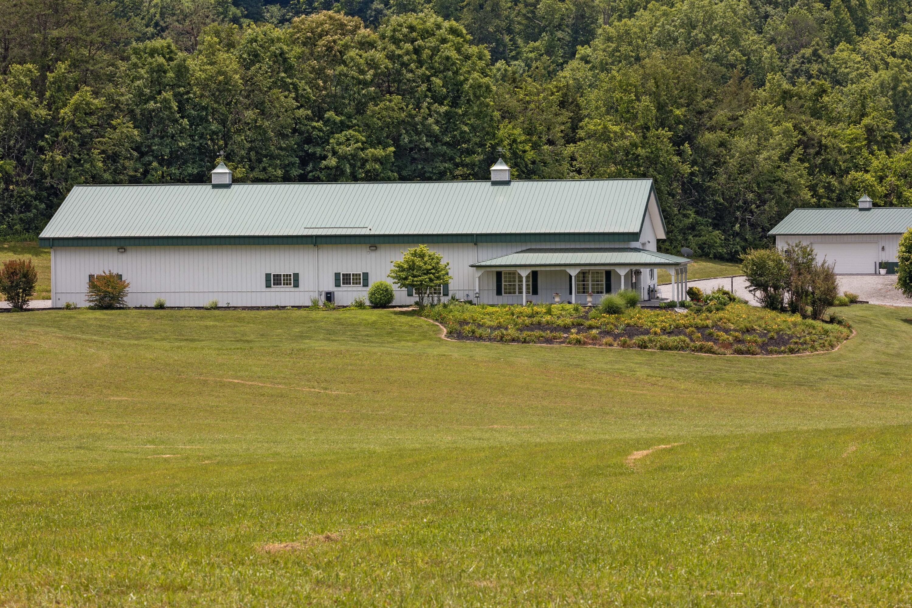 1100 Belltown Road Tellico Plains, TN 37385 - Photo 2 of 77 002