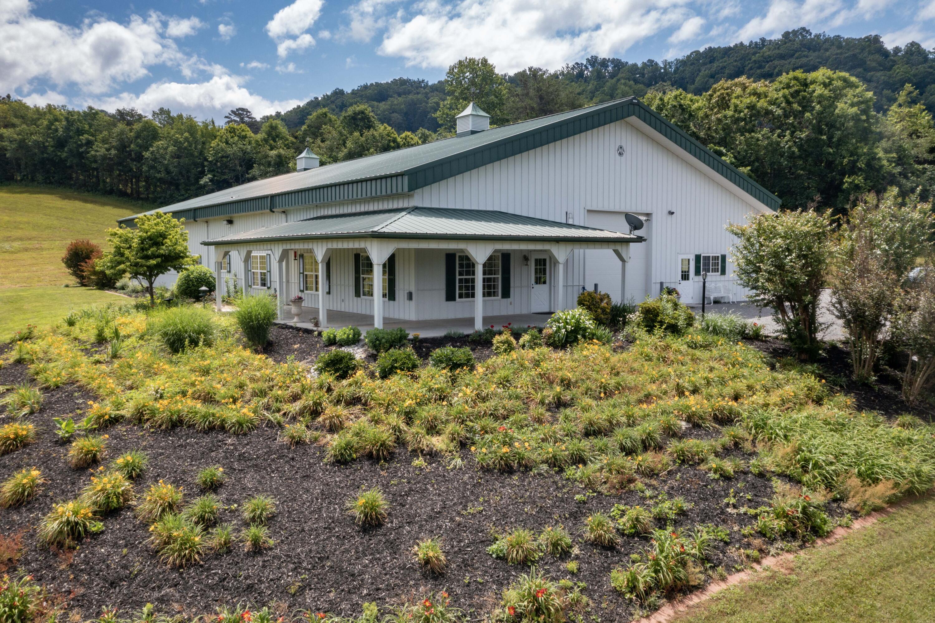 1100 Belltown Road Tellico Plains, TN 37385 - Photo 3 of 77 003