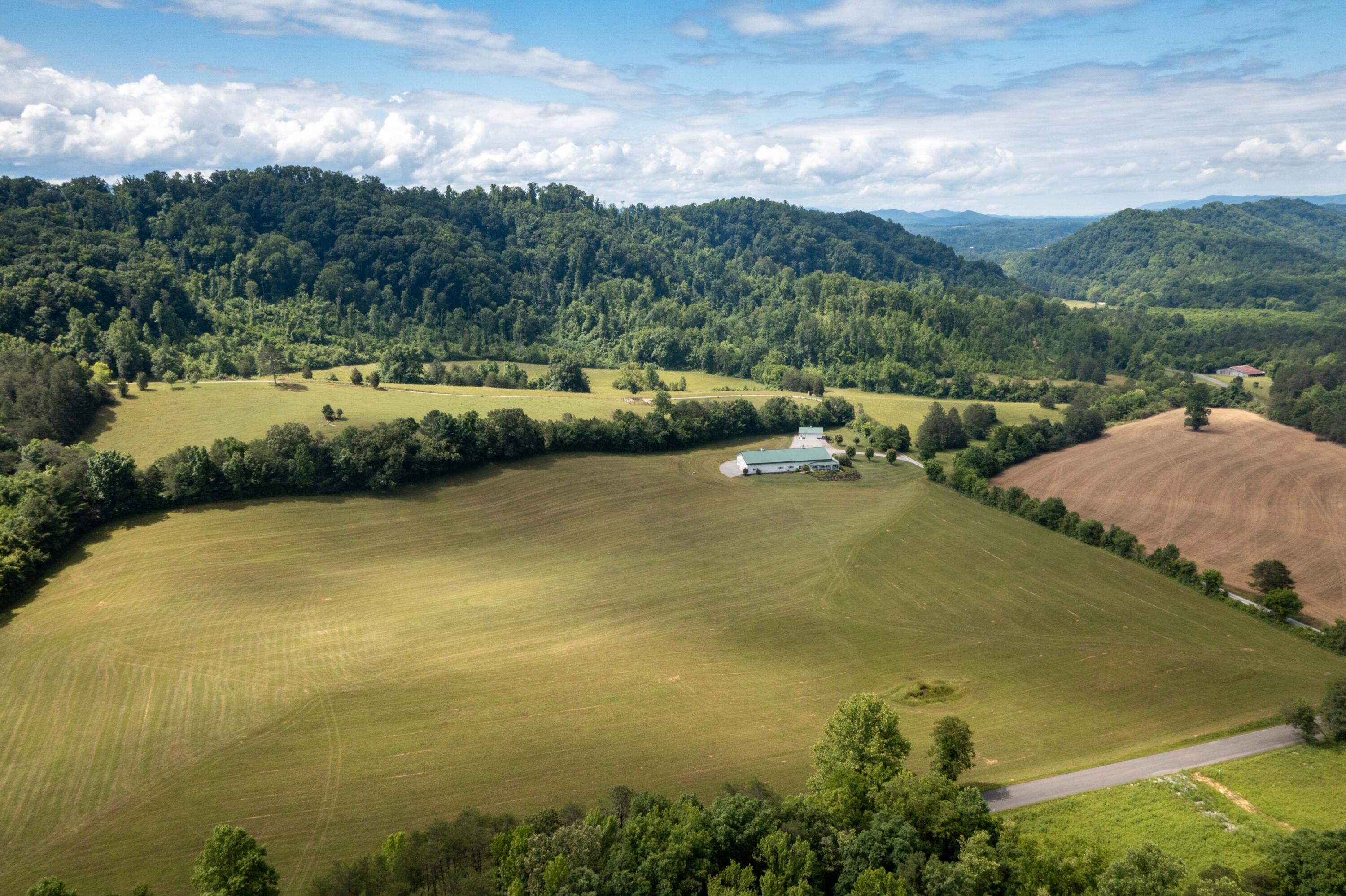 1100 Belltown Road Tellico Plains, TN 37385 - Photo 56 of 77 056