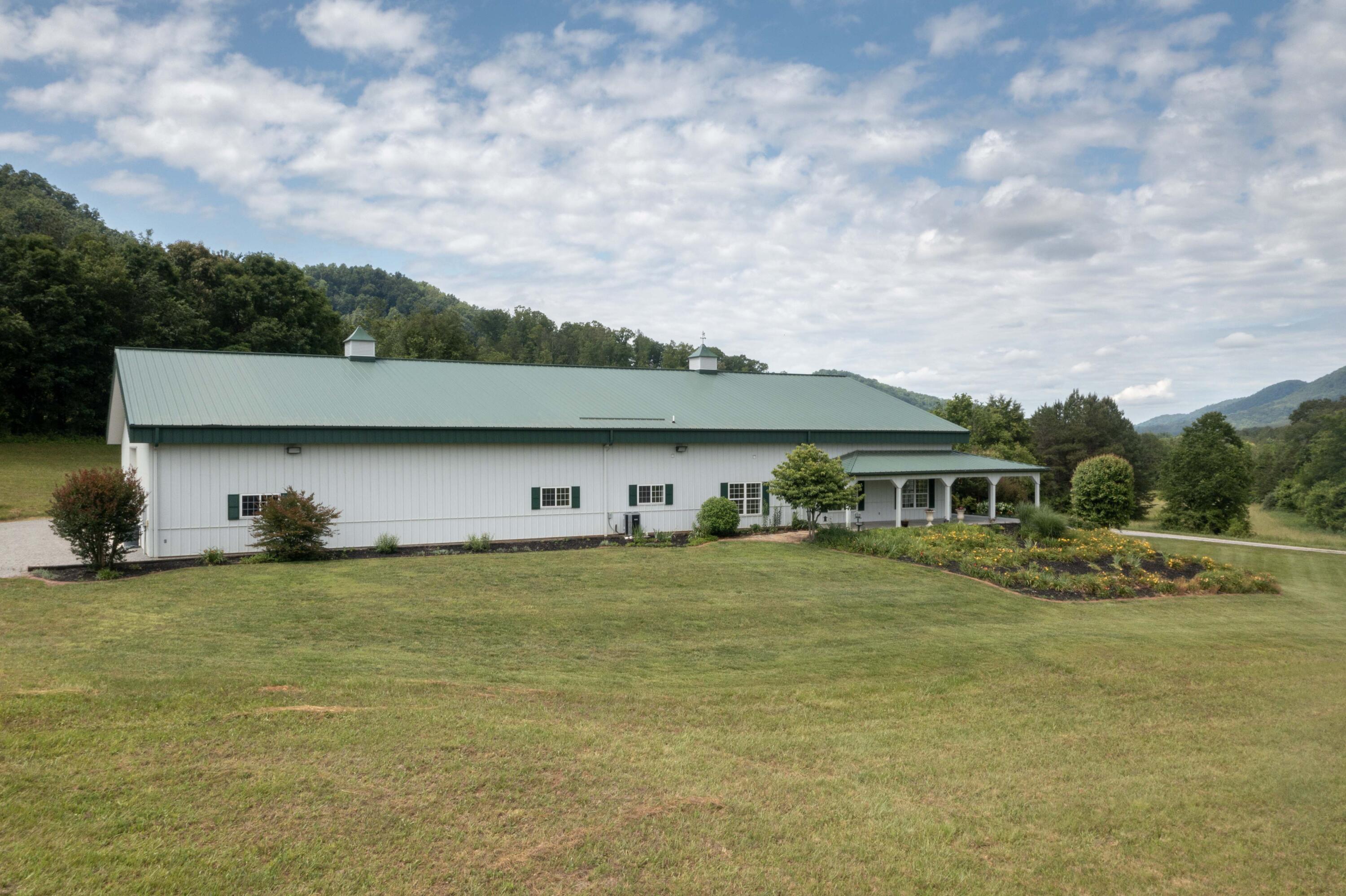 1100 Belltown Road Tellico Plains, TN 37385 - Photo 6 of 77 006