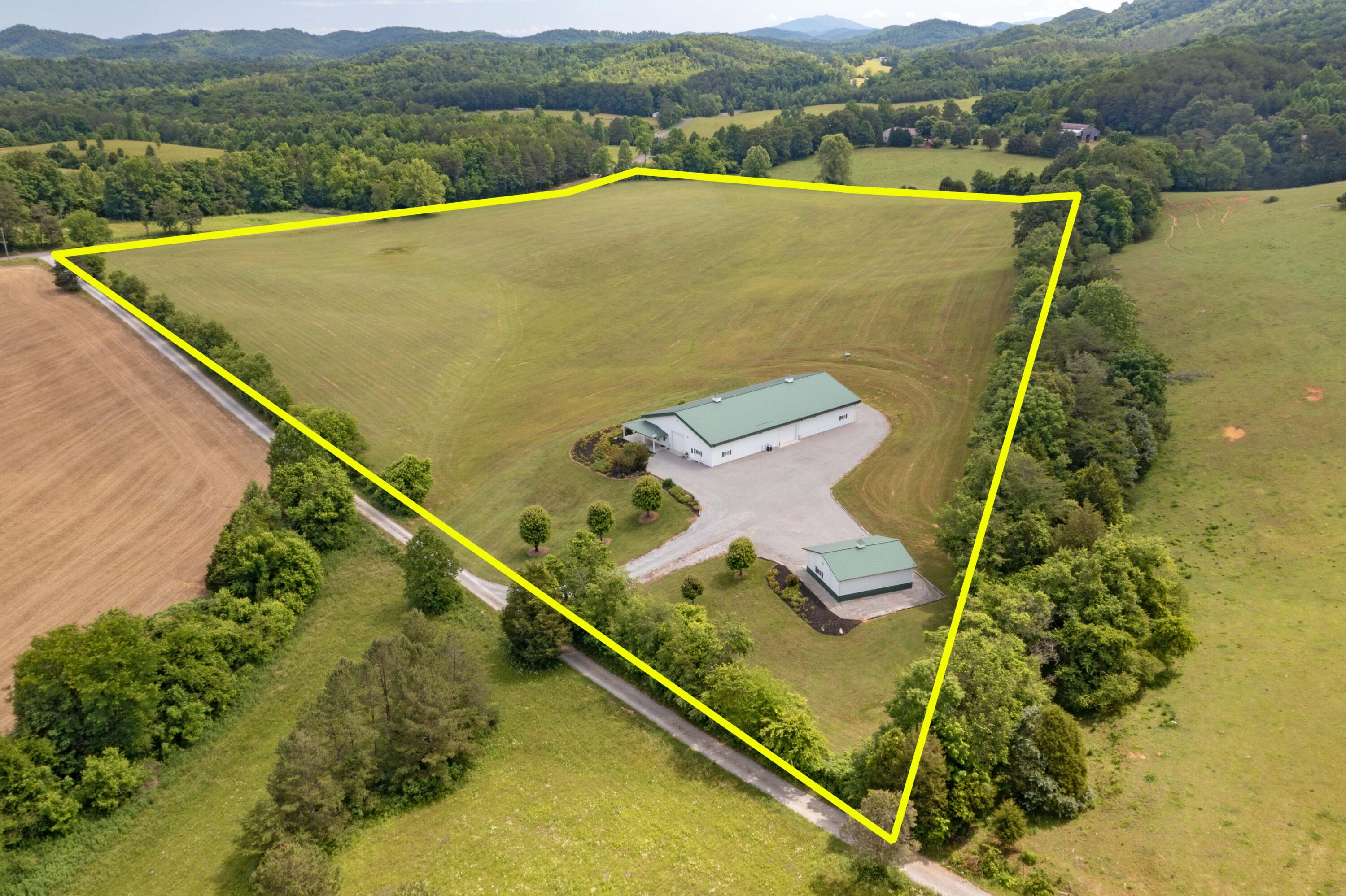 1100 Belltown Road Tellico Plains, TN 37385 - Photo 64 of 77 064