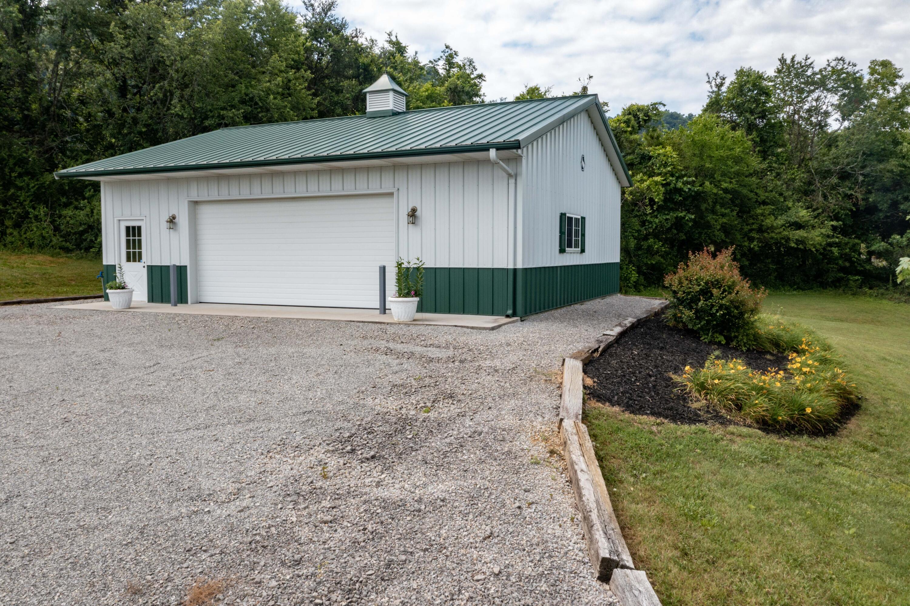 1100 Belltown Road Tellico Plains, TN 37385 - Photo 75 of 77 075