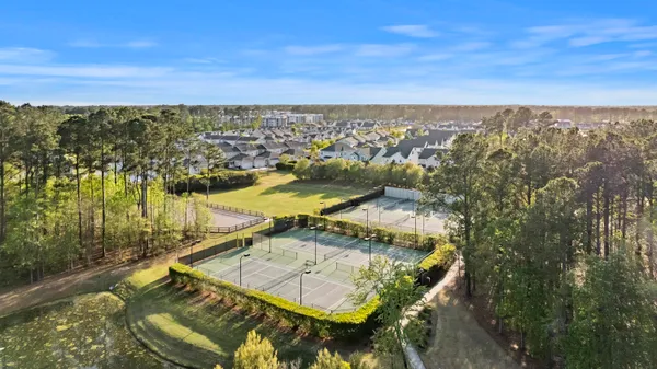 $899,900 | 3586 Backshore Drive, Mount Pleasant, SC 29466